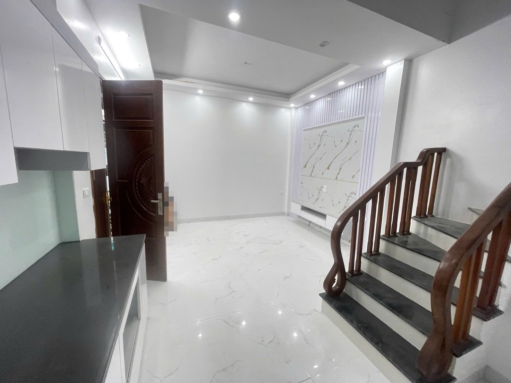 NHÀ MỚI – XUÂN ĐỈNH –  GẦN MẶT PHỐ - THÔNG CÁC NGẢ - CHỈ VIỆC VỀ Ở.